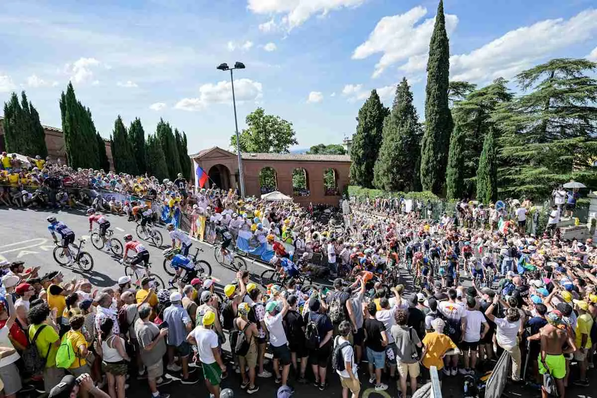 La scienza dietro la pedalata: come il dato ha trasformato il ciclismo moderno leve freni