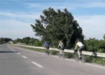 Aggressione shock a Foggia: ciclisti colpiti con una mazza
