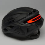 HJC Sports SmartRo: il casco da bici con intercom integrato e luce LED per comunicare in movimento HJC SMARTRO LED